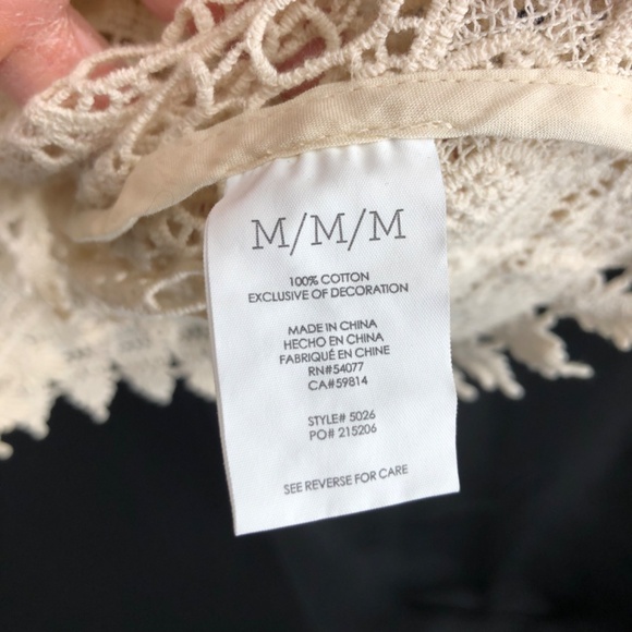 Cabi Womens Top Size Medium Cream Capri Crochet Top Oversized Sheer Boho V Beach - Picture 5 of 11